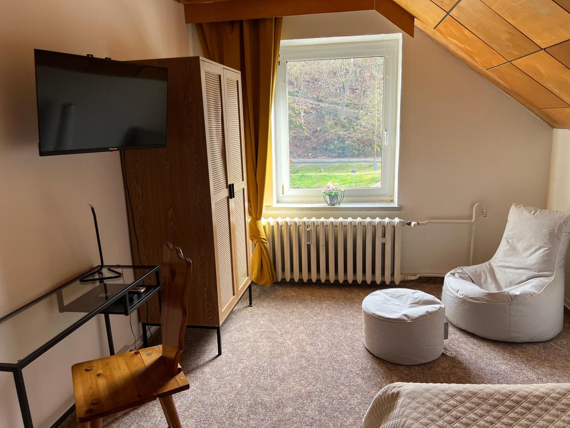 Pension Sternschnuppe, Treseburg Harz, Unmittelbar Am Wasser 塔勒 外观 照片
